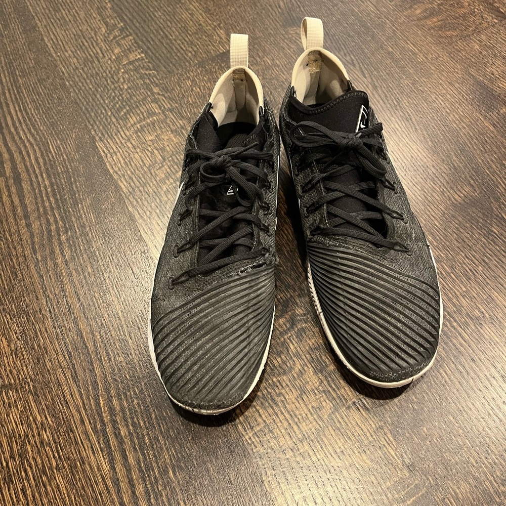 Nike Sneakers Size 9.5